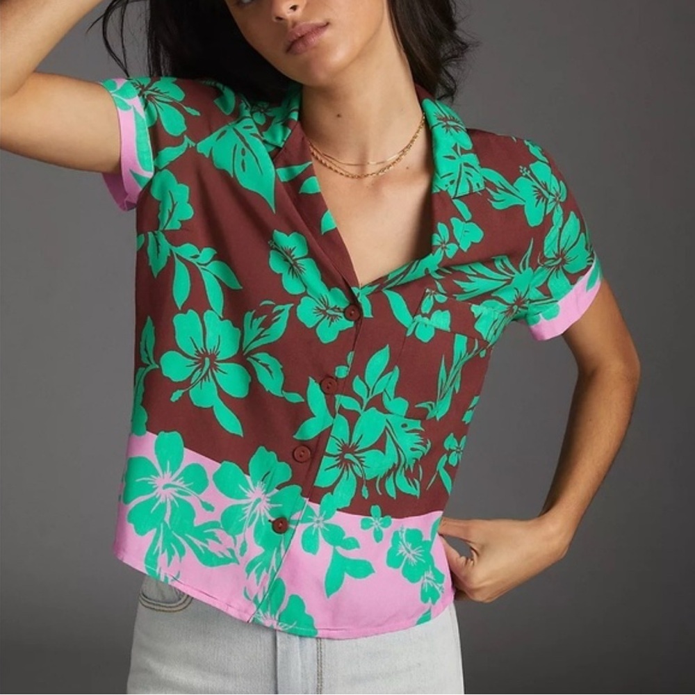 Corey Lynn Calter V Neck Button Up Shirt Womens Medium Short Sleeve Floral NWOT